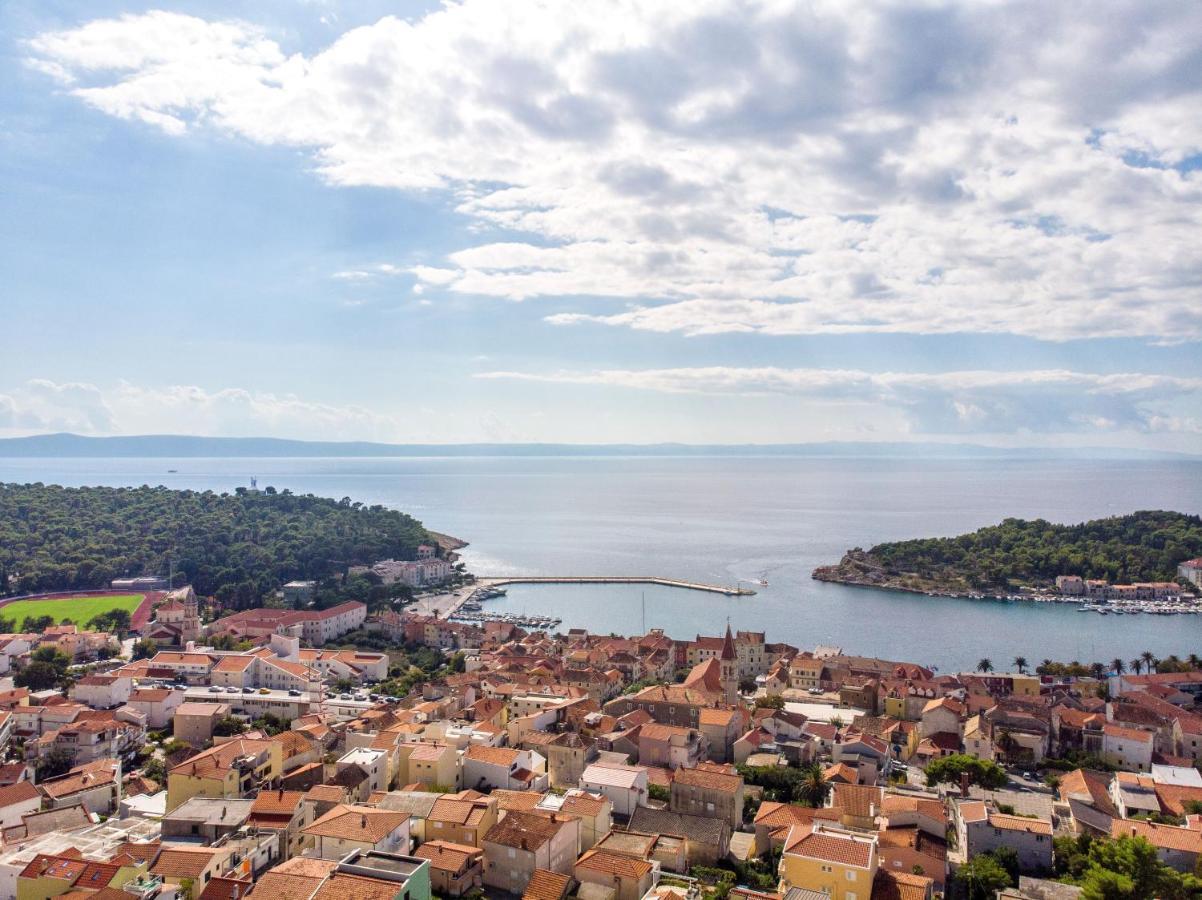 Apartments And Room Nevenka Makarska Kültér fotó